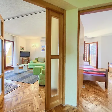 Ivana Apartamento
